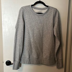 Like New! Size Medium Tek Gear Crewneck